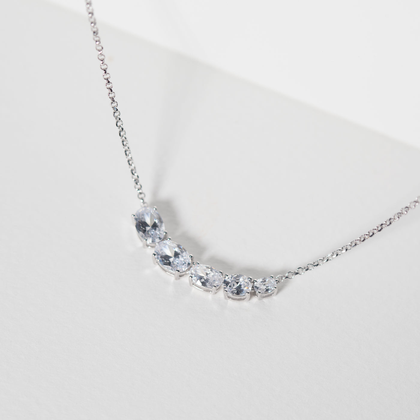 ELLISSE CINQUE NECKLACE