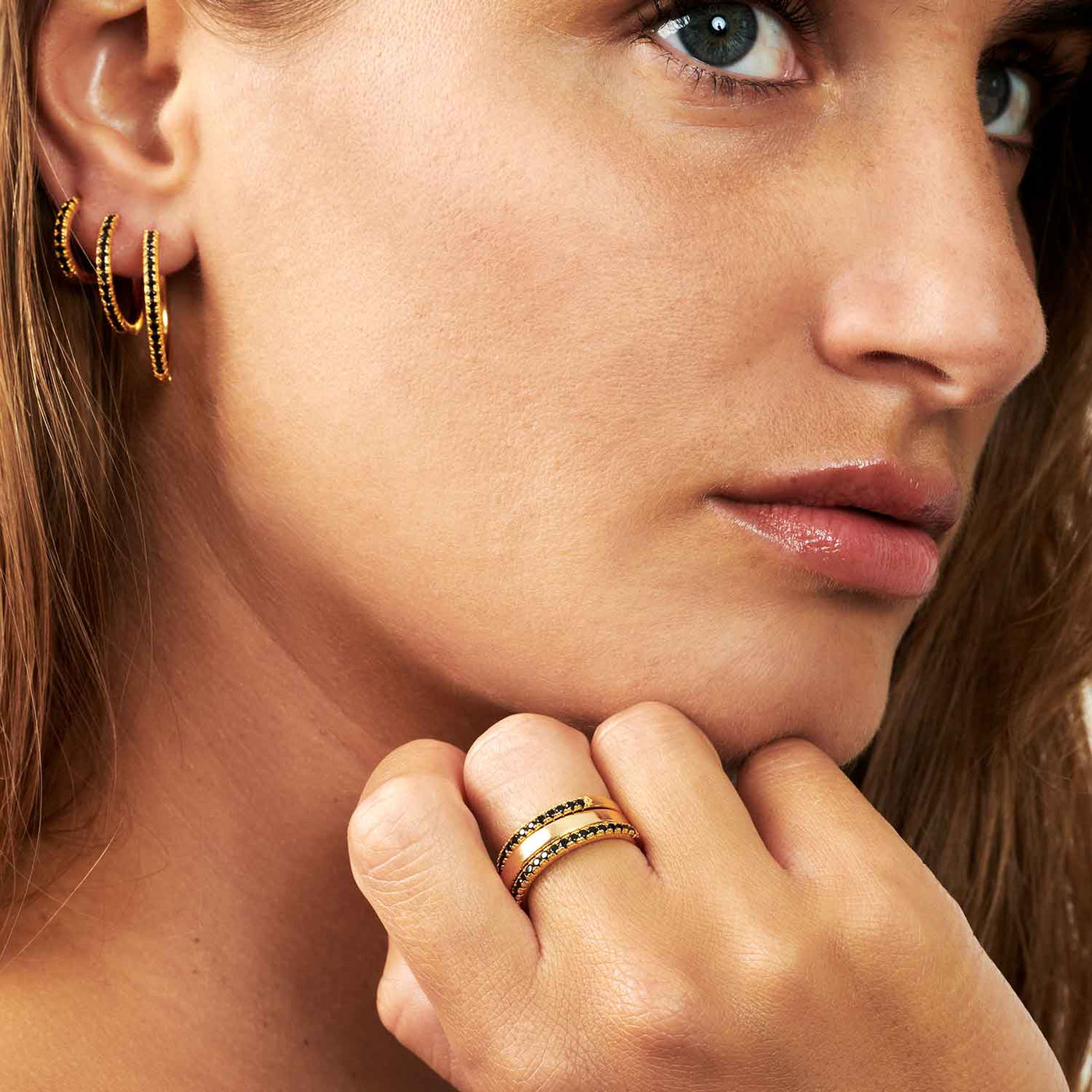 ELLERA MEDIO EARRINGS